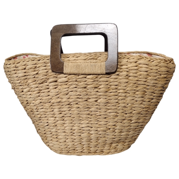 Ann Taylor Strawberry Lined Straw Tote Bag - Picture 5 of 10